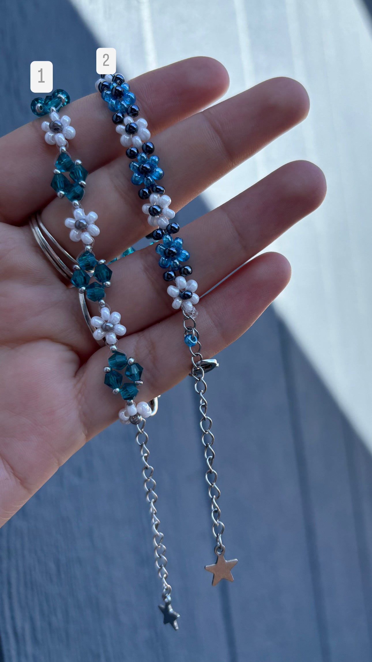 Flower bead bracelet